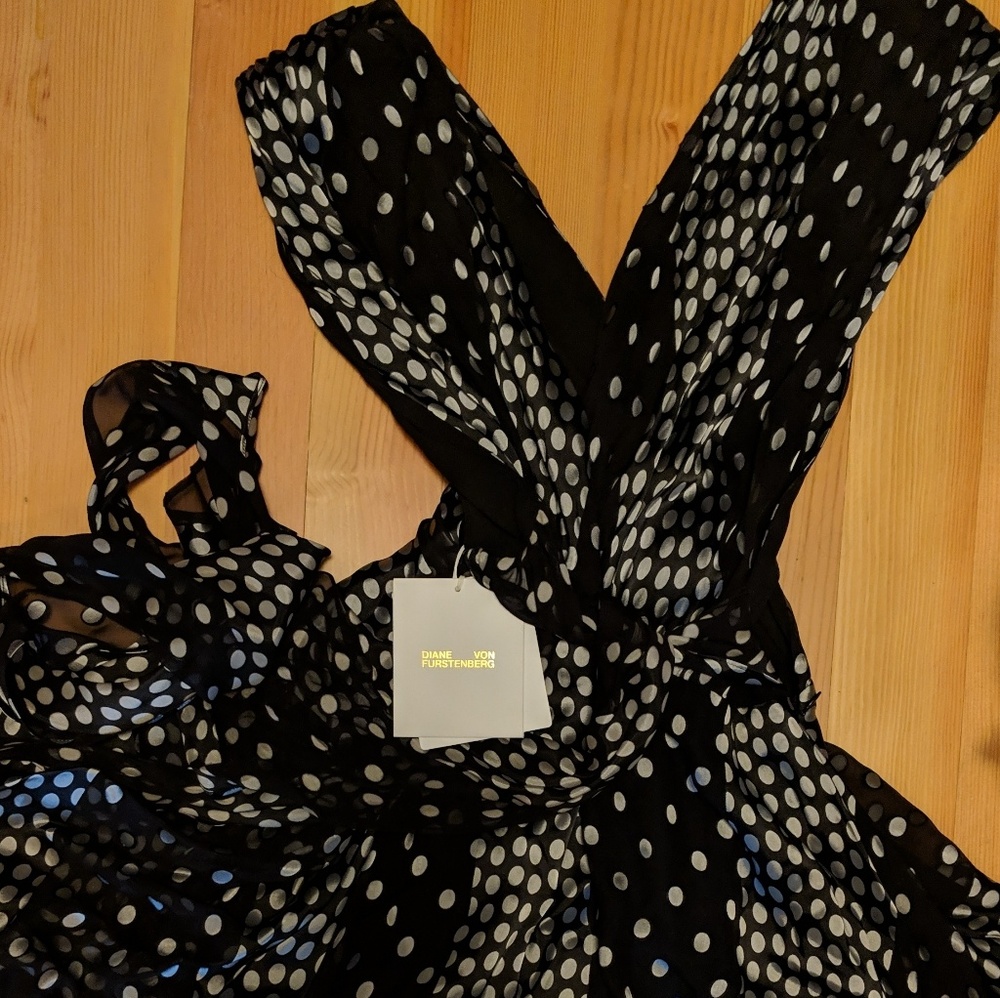 DVF Diane Von Fursteburg Sleeveless VNeck Maxi NWT